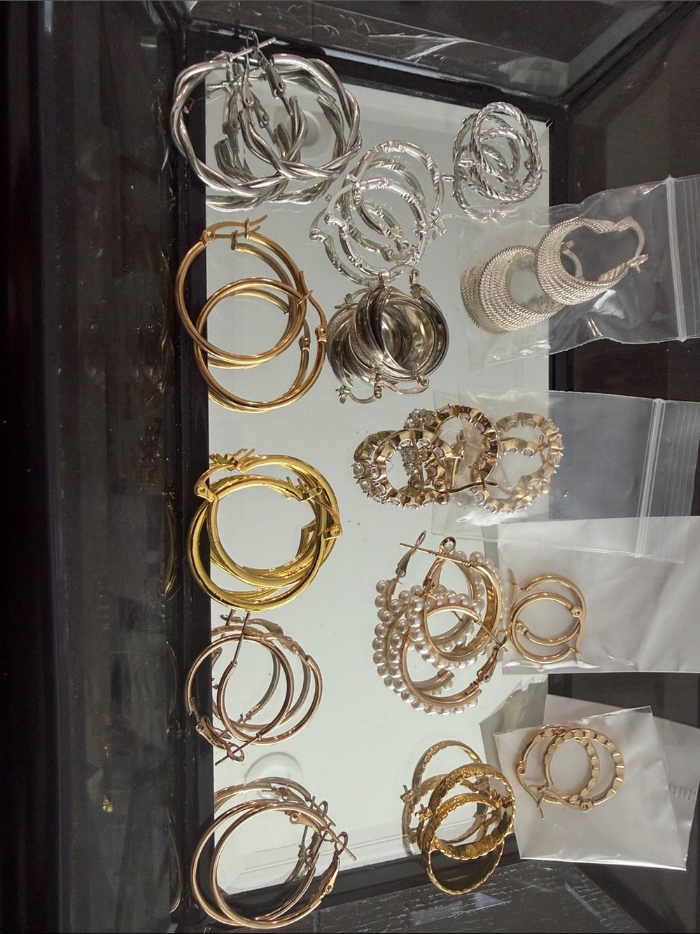 15 Pairs Mixed Gold and Silver Hoop Earring Set - Versatile Women's Jewelry